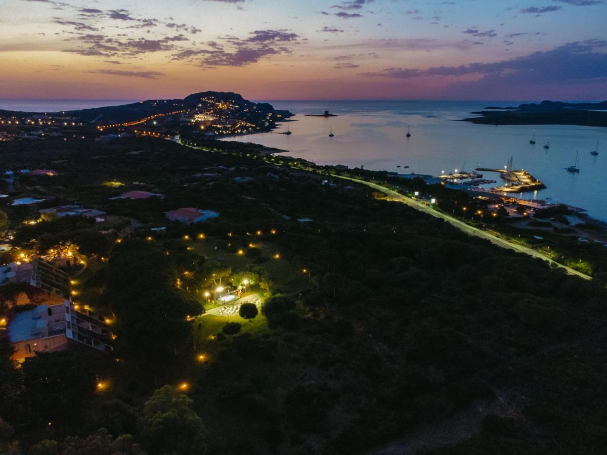 Unahotels Club Hotel Ancora Стинтино Экстерьер фото