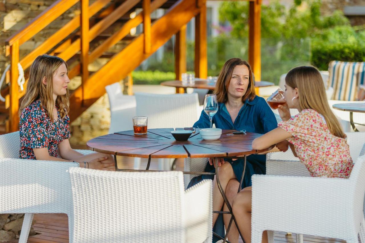 Unahotels Club Hotel Ancora Стинтино Экстерьер фото